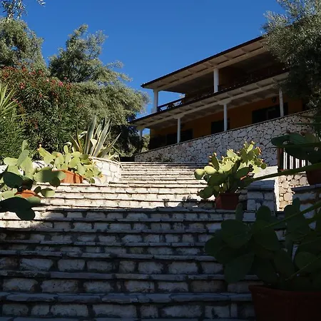 Skorpios بيت للعطل *